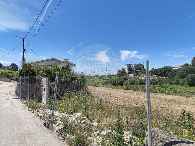 Terreno para Venda em Macieira de Cambra Foto 7