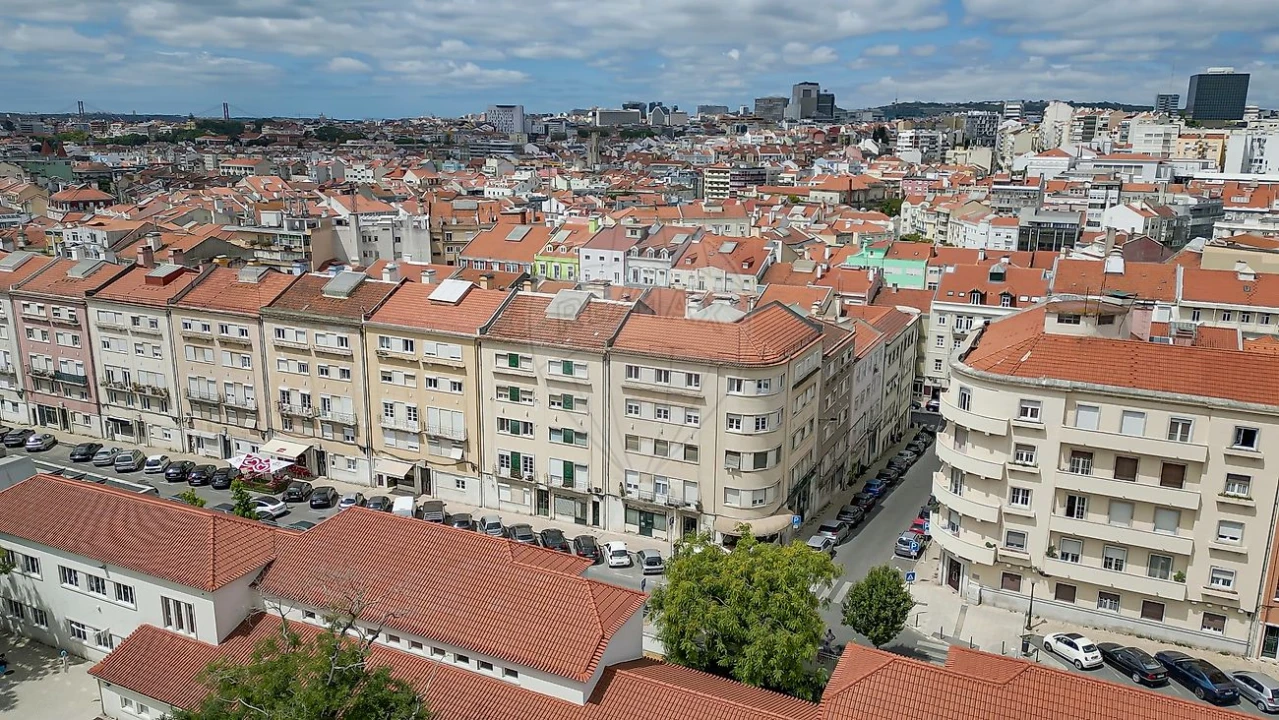 Apartamento T3 para Venda em Penha de França Foto 30