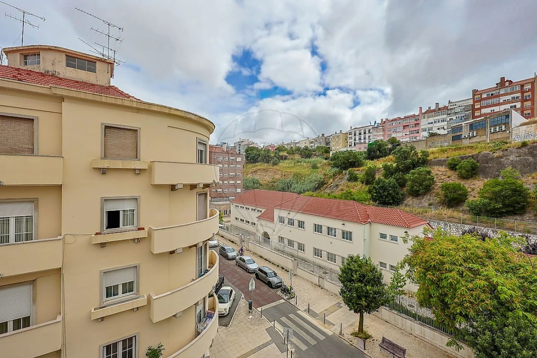 Apartamento T3 para Venda em Penha de França Foto 23
