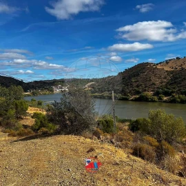 Terreno para Venda em Santana de Cambas