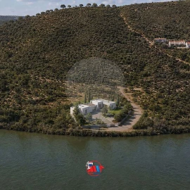 Terreno para Venda em Santana de Cambas