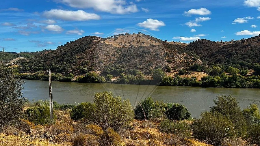 Terreno para Venda em Santana de Cambas