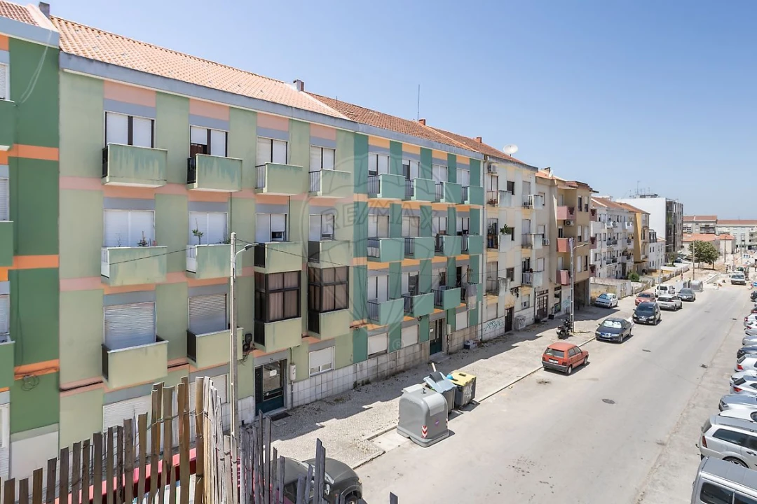 Apartamento T3 para Venda em Alto do Seixalinho, Santo André e Verderena Foto 4