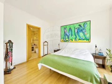 Apartamento T5 para Venda em Penha de França