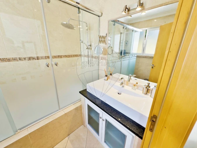 Apartamento T5 para Venda em Penha de França Foto 29