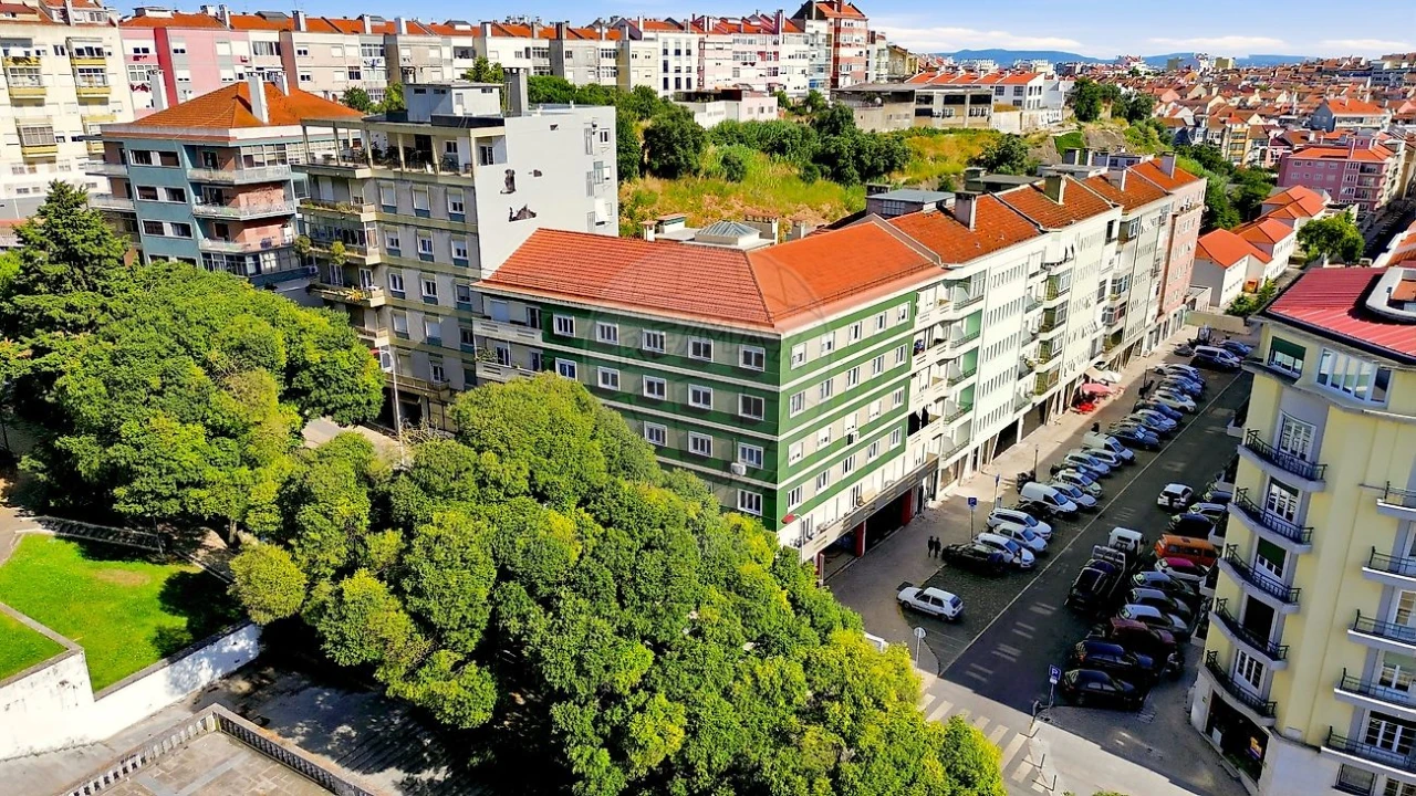 Apartamento T5 para Venda em Penha de França Foto 2