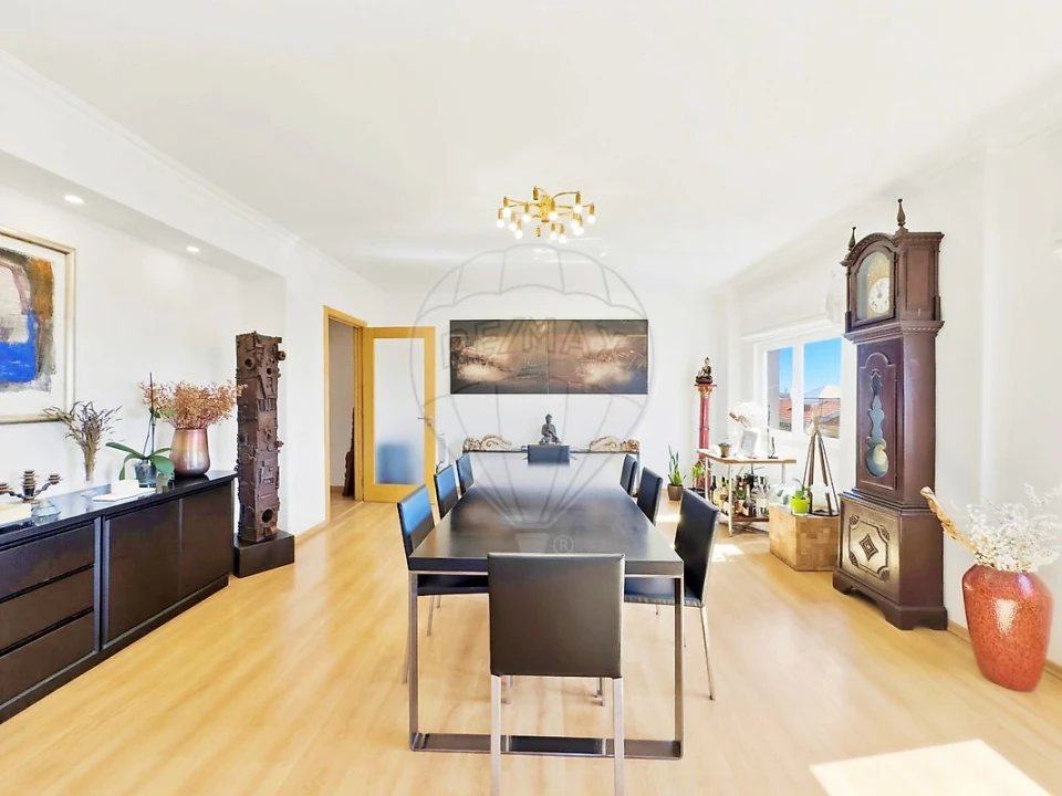 Apartamento T5 para Venda em Penha de França Foto 6