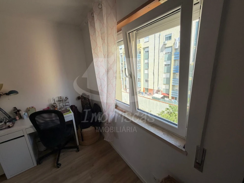 Apartamento T3 para Venda em Caparica e Trafaria Foto 25