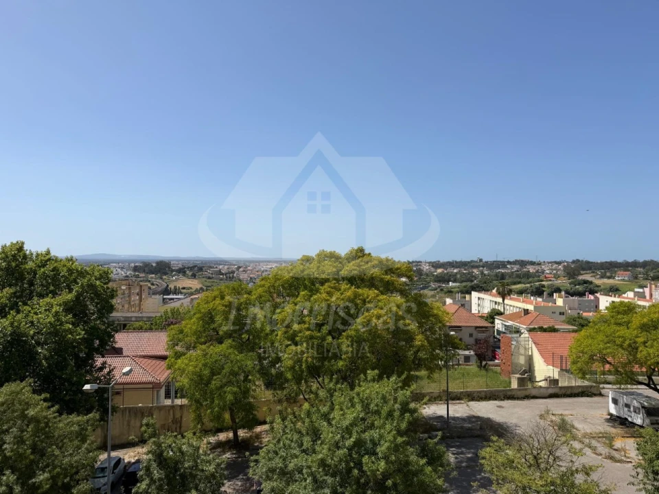 Apartamento T3 para Venda em Caparica e Trafaria Foto 31