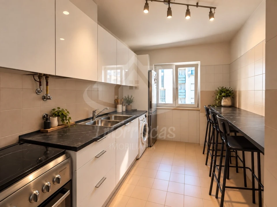 Apartamento T3 para Venda em Caparica e Trafaria Foto 1