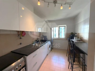 Apartamento T3 para Venda em Caparica e Trafaria