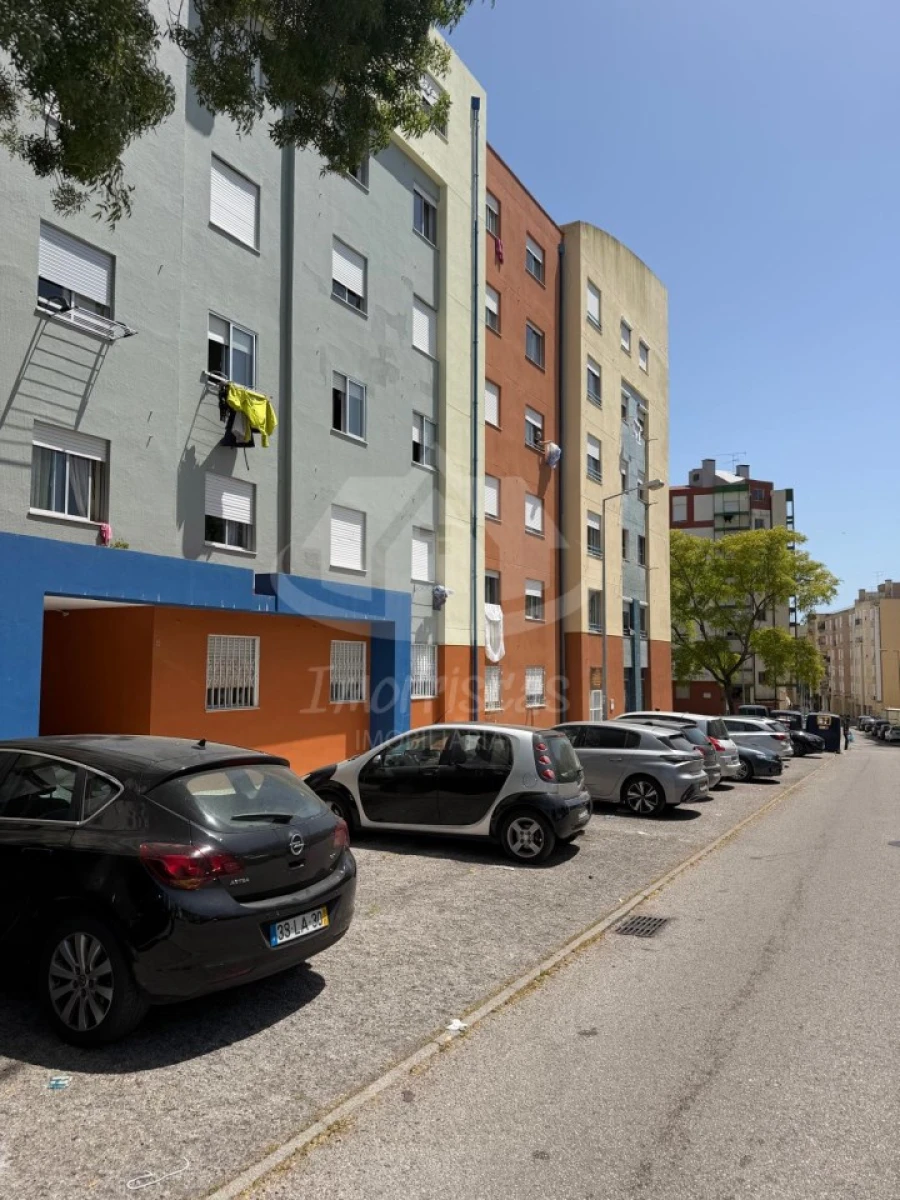 Apartamento T3 para Venda em Caparica e Trafaria Foto 37