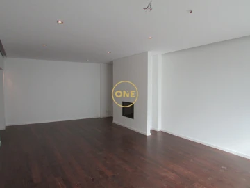 Apartamento T3 para Venda em São Vicente (Braga)
