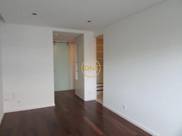Apartamento T3 para Venda em São Vicente (Braga)
