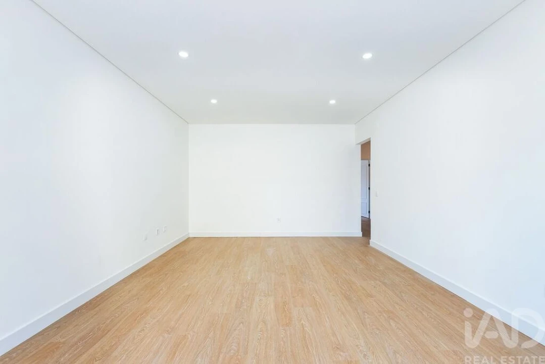 Apartamento T2 para Venda em Baixa da Banheira e Vale da Amoreira Foto 4
