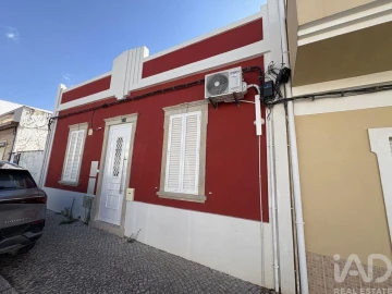 Moradia T2 para Venda em Loule (São Clemente)