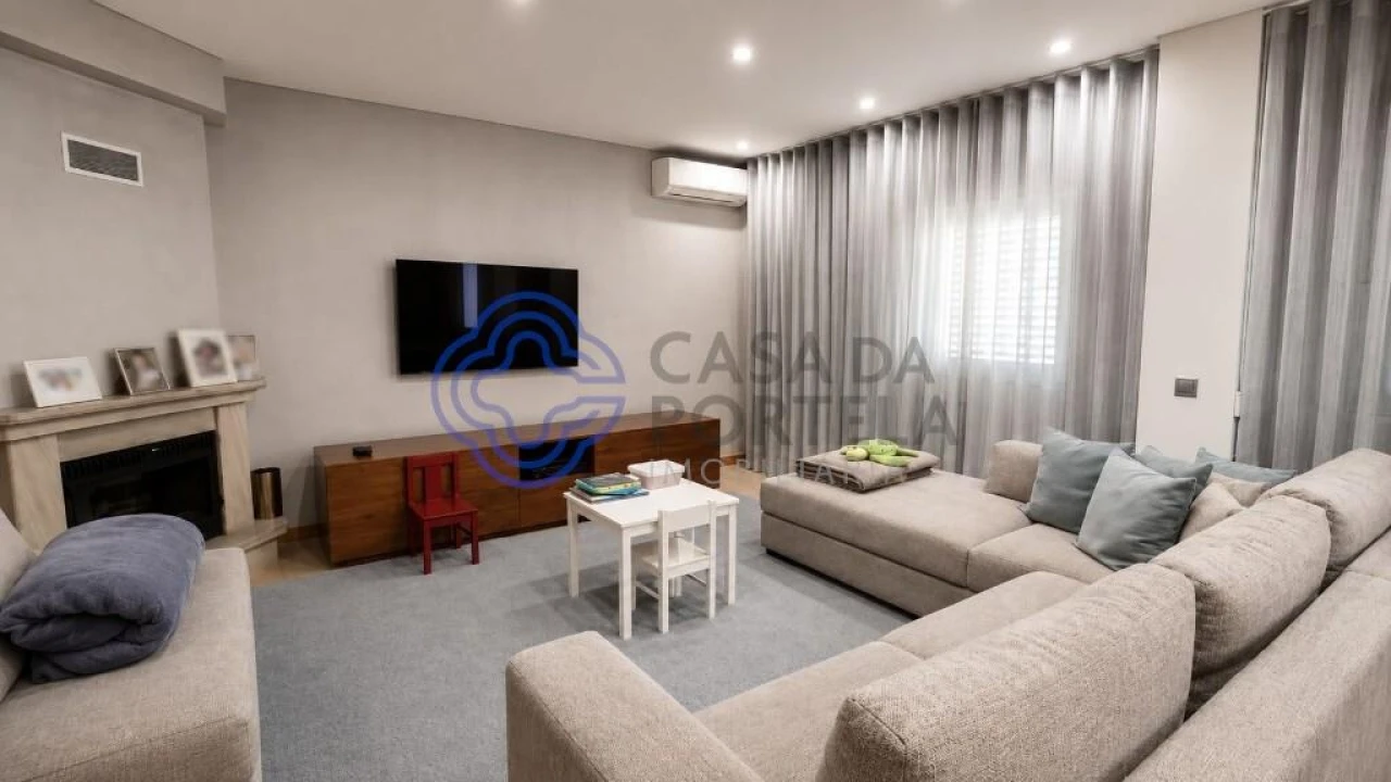 Moradia T3 para Venda em Campo e Sobrado Foto 5