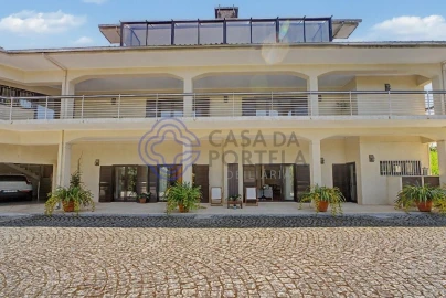 Moradia T6 para Venda em Argoncilhe