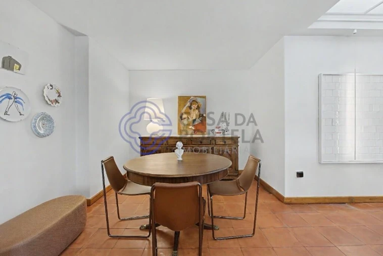Moradia T6 para Venda em Argoncilhe Foto 27