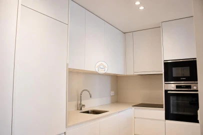 Apartamento T2 para Venda em Mafamude e Vilar do Paraíso