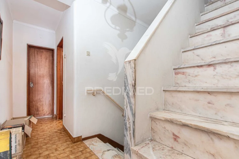 Moradia T2 para Venda em Azambuja Foto 9