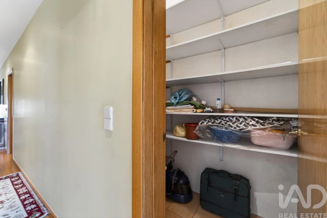 Apartamento T4 para Venda em Arroios Foto 24