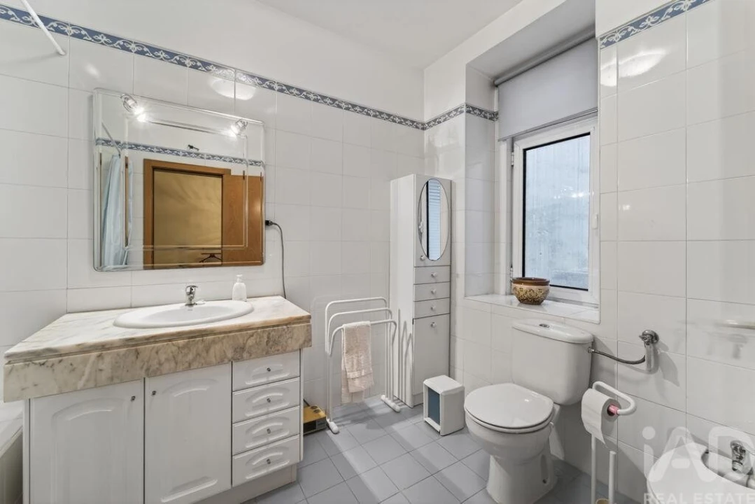 Apartamento T4 para Venda em Arroios Foto 13
