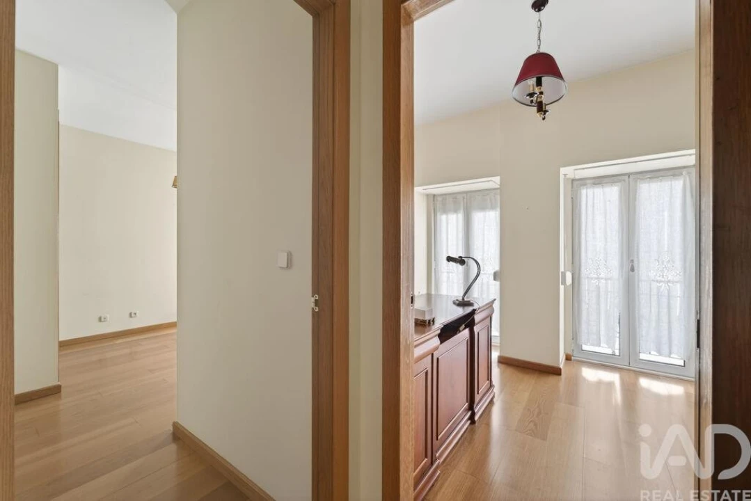 Apartamento T4 para Venda em Arroios Foto 9