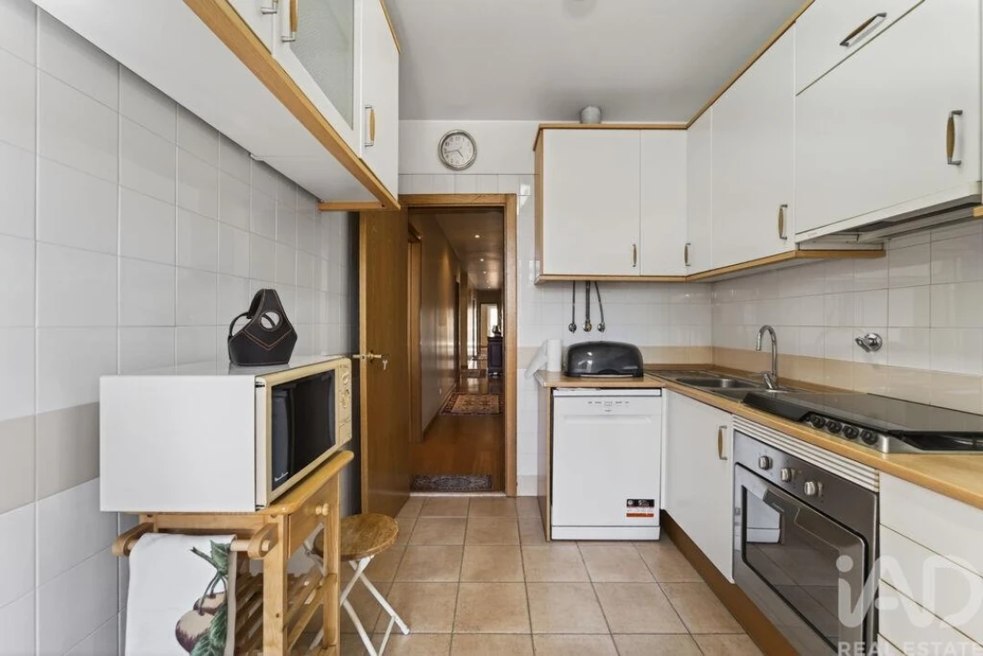 Apartamento T4 para Venda em Arroios Foto 28