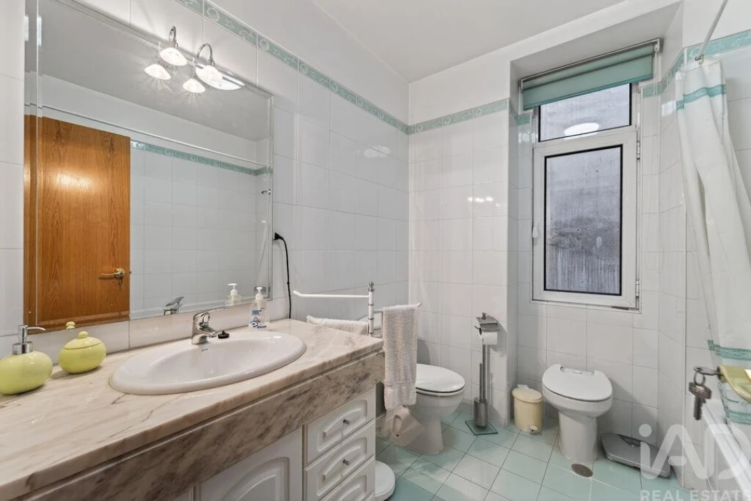 Apartamento T4 para Venda em Arroios Foto 16