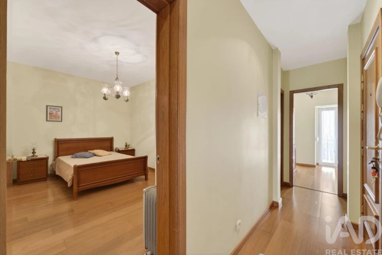 Apartamento T4 para Venda em Arroios Foto 10