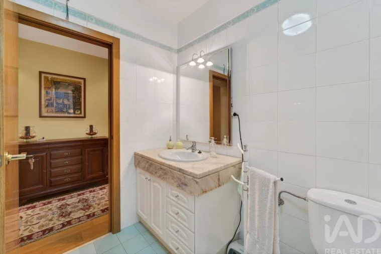 Apartamento T4 para Venda em Arroios Foto 17