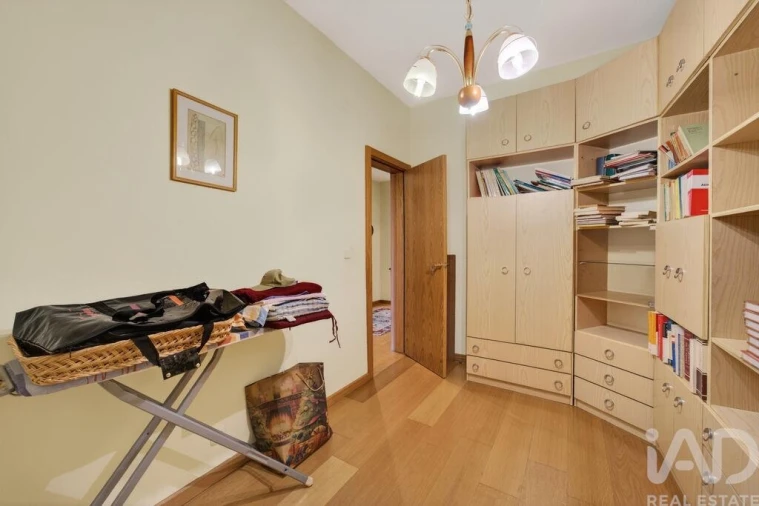 Apartamento T4 para Venda em Arroios Foto 18