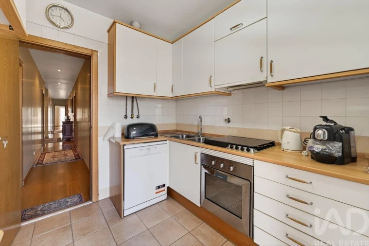 Apartamento T4 para Venda em Arroios Foto 27