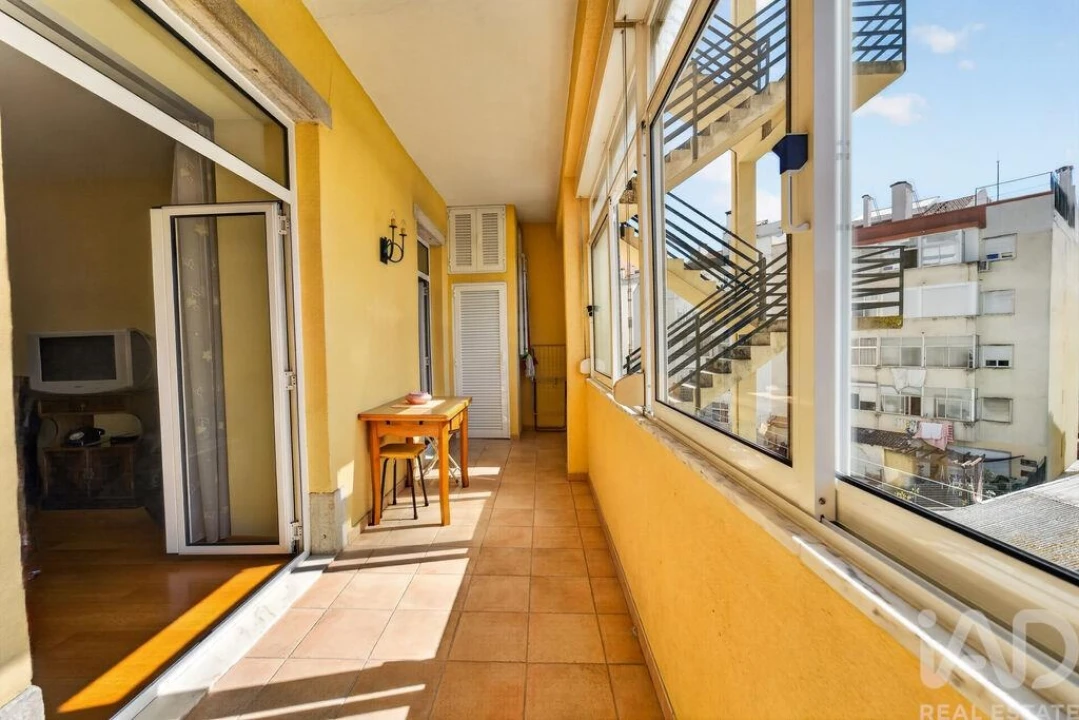 Apartamento T4 para Venda em Arroios Foto 37