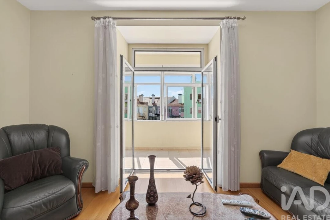 Apartamento T4 para Venda em Arroios Foto 33