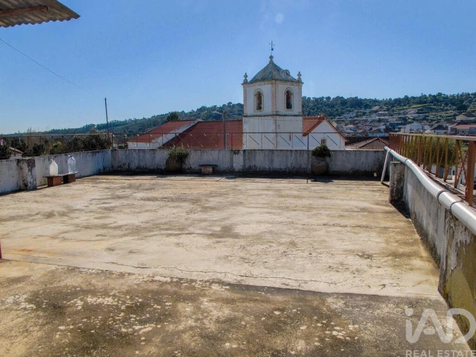 Moradia T4 para Venda em Abrã Foto 7