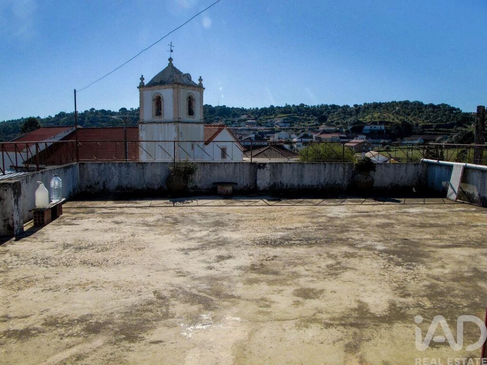 Moradia T4 para Venda em Abrã Foto 9