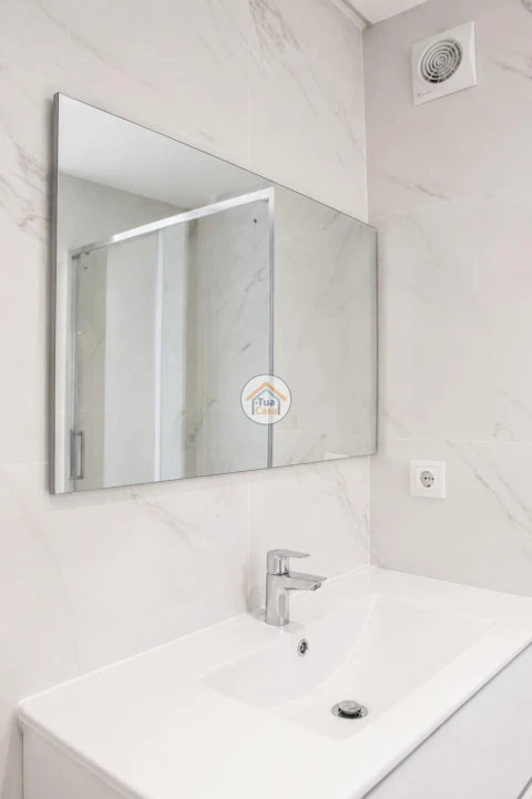 Apartamento T1 para Venda em Mafamude e Vilar do Paraíso