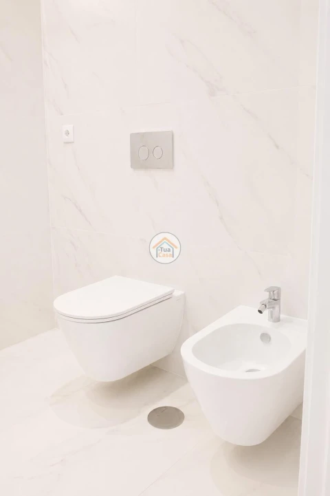 Apartamento T1 para Venda em Mafamude e Vilar do Paraíso