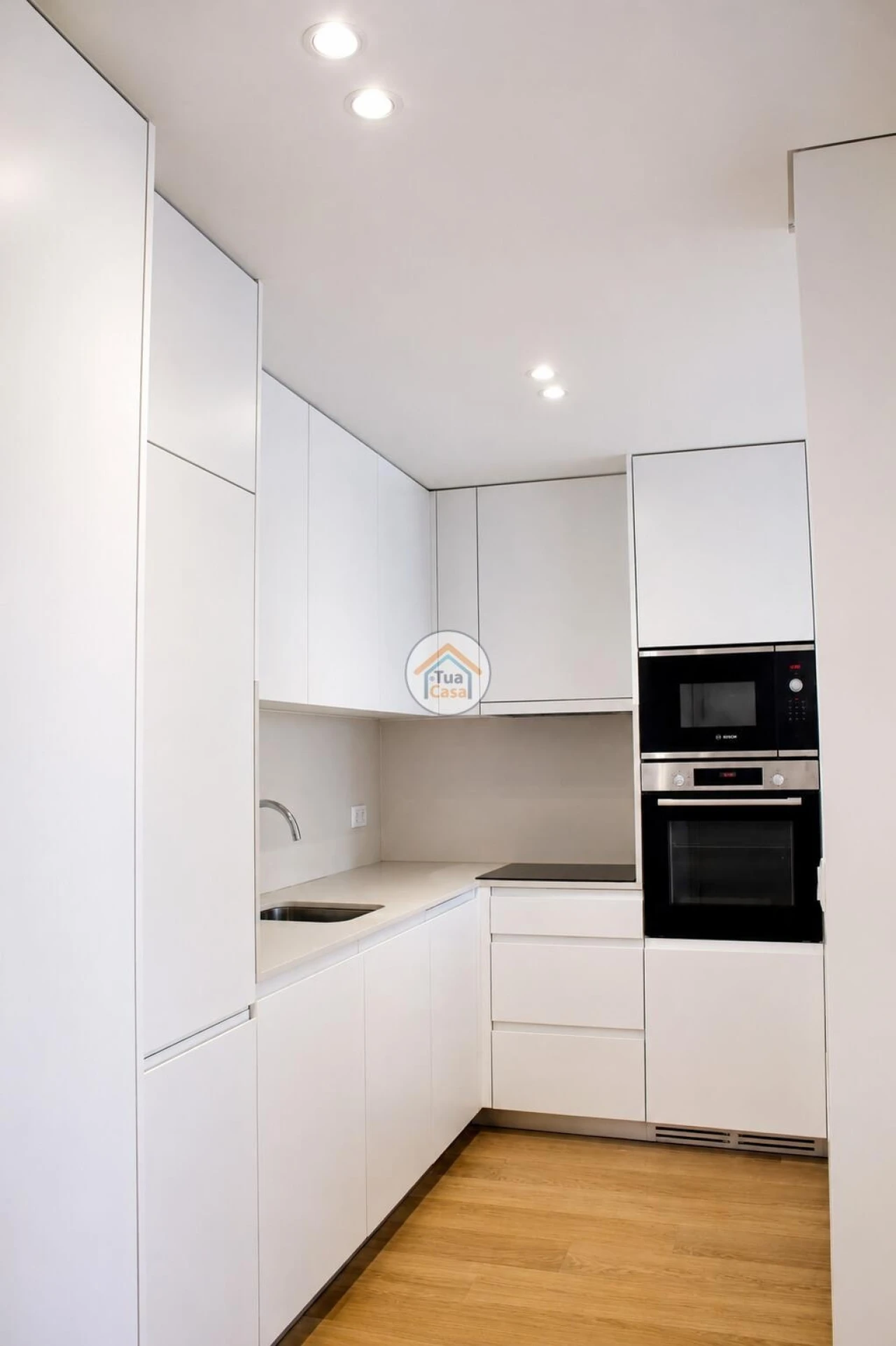 Apartamento T1 para Venda em Mafamude e Vilar do Paraíso Foto 2