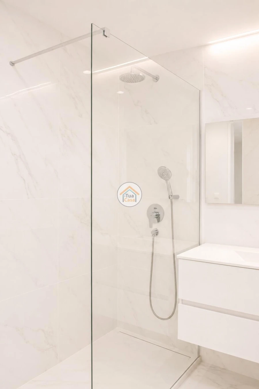 Apartamento T1 para Venda em Mafamude e Vilar do Paraíso Foto 30