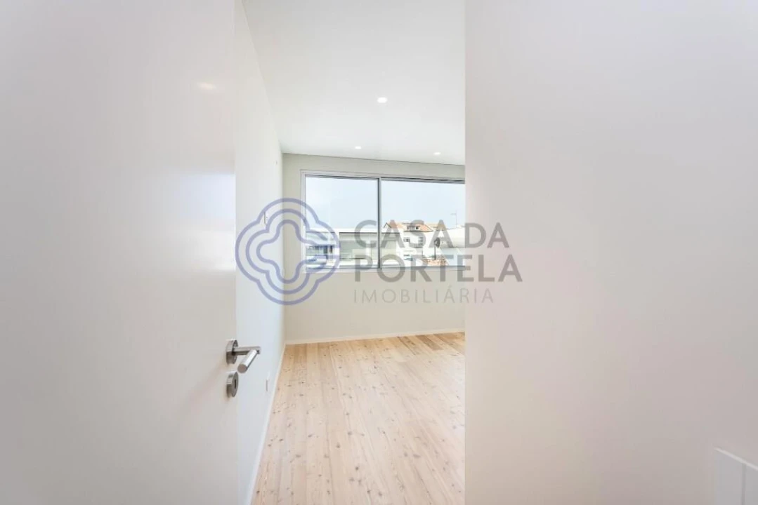 Moradia T4 para Venda em Canidelo Foto 26