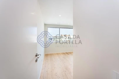 Moradia T4 para Venda em Canidelo