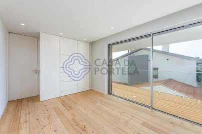 Moradia T4 para Venda em Canidelo