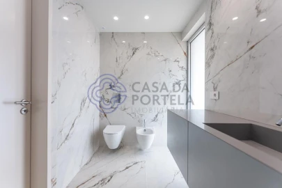 Moradia T4 para Venda em Canidelo