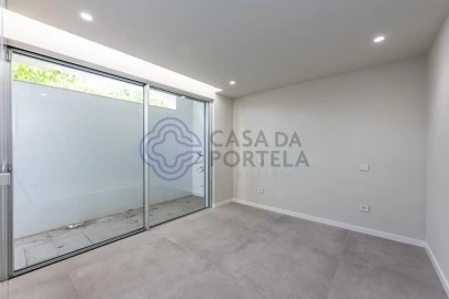 Moradia T4 para Venda em Canidelo