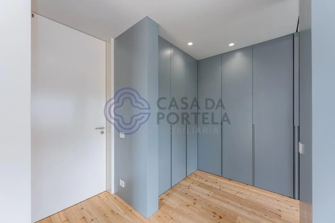 Moradia T4 para Venda em Canidelo Foto 47