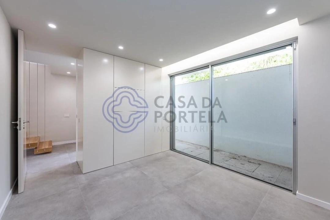 Moradia T4 para Venda em Canidelo Foto 65