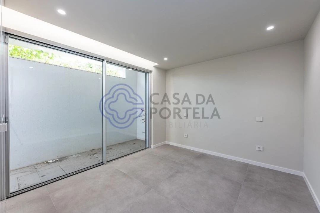 Moradia T4 para Venda em Canidelo Foto 64